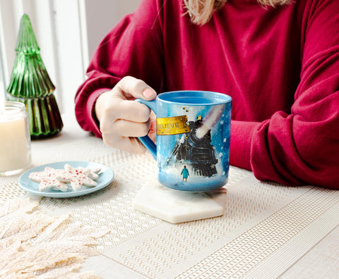 Lavado a mano solo en taza Polar Express Silver Buffalo