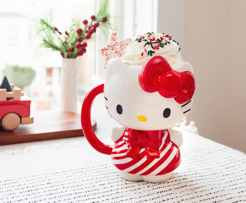Uso diario o decorativo, taza Hello Kitty festiva de Silver Buffalo