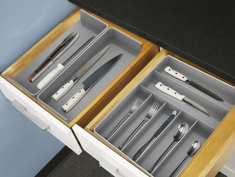 Simple Houseware instalación sin herramientas, colocando el organizador en segundos.