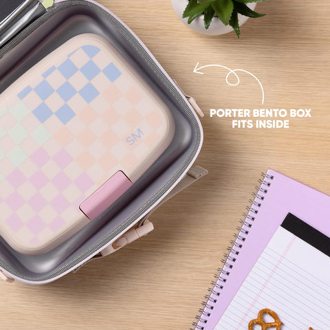 Simple Modern bolsa junto a botella para comparar tamaño, ideal para un almuerzo
