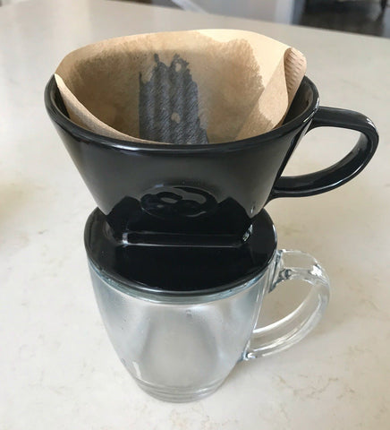 Simply Charmed: filtros Melitta tamaño 2 incluidos para inicio rápido.