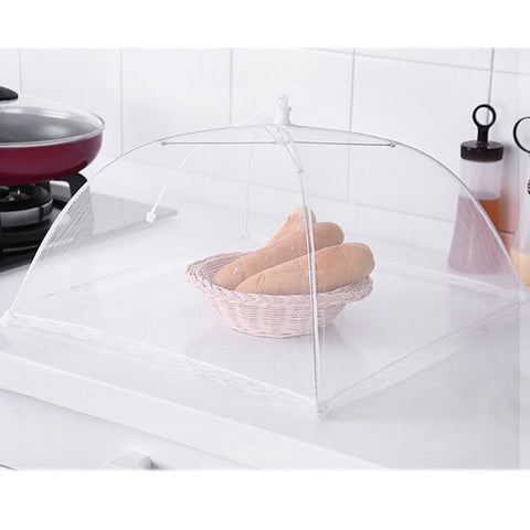 Set de tres cubiertas grandes para múltiples platos, con estilo minimalista blanco.