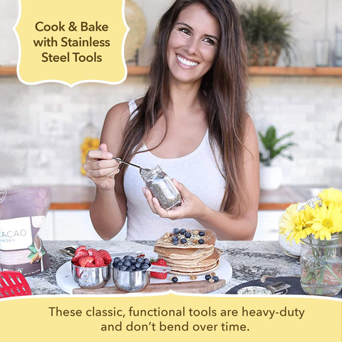 Base plana estable evita derrames al colocar los medidores Simply Gourmet