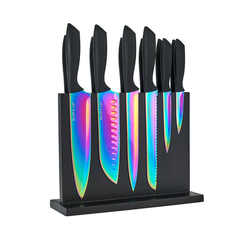 Cuchillos SipLip en soporte magnético para almacenamiento seguro y elegante.