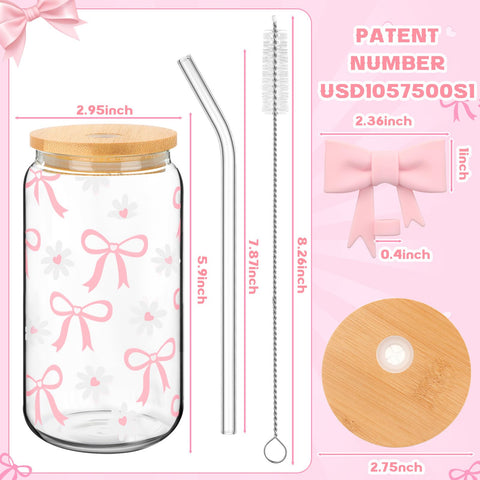 Vaso Skylety con lazo rosa y pajilla de vidrio, perfecto para cafés fríos.