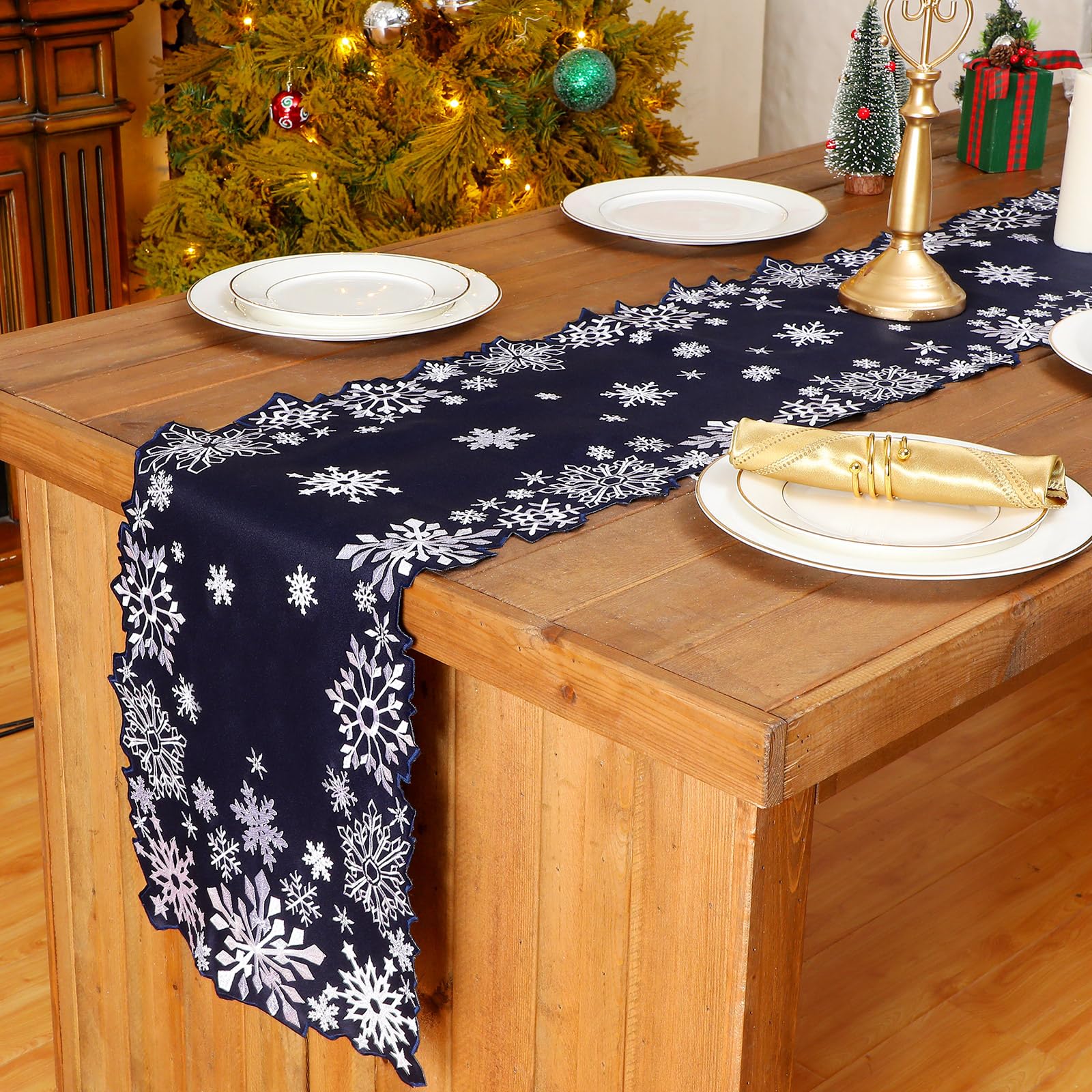 Sliner corredor de mesa para interiores y exteriores con tema navideño.