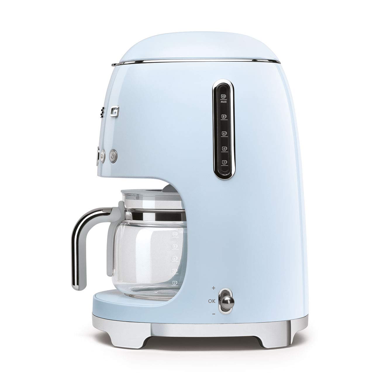 Cafetera SMEG 50's con inicio automático para mañanas sin esfuerzo.