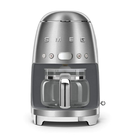 Cafetera Smeg 50’s retro frente, estilo icónico para empezar el día con estilo.