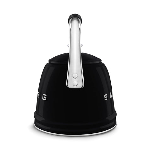 Acabado inoxidable con esmaltado de Smeg, resistente y fácil de limpiar.