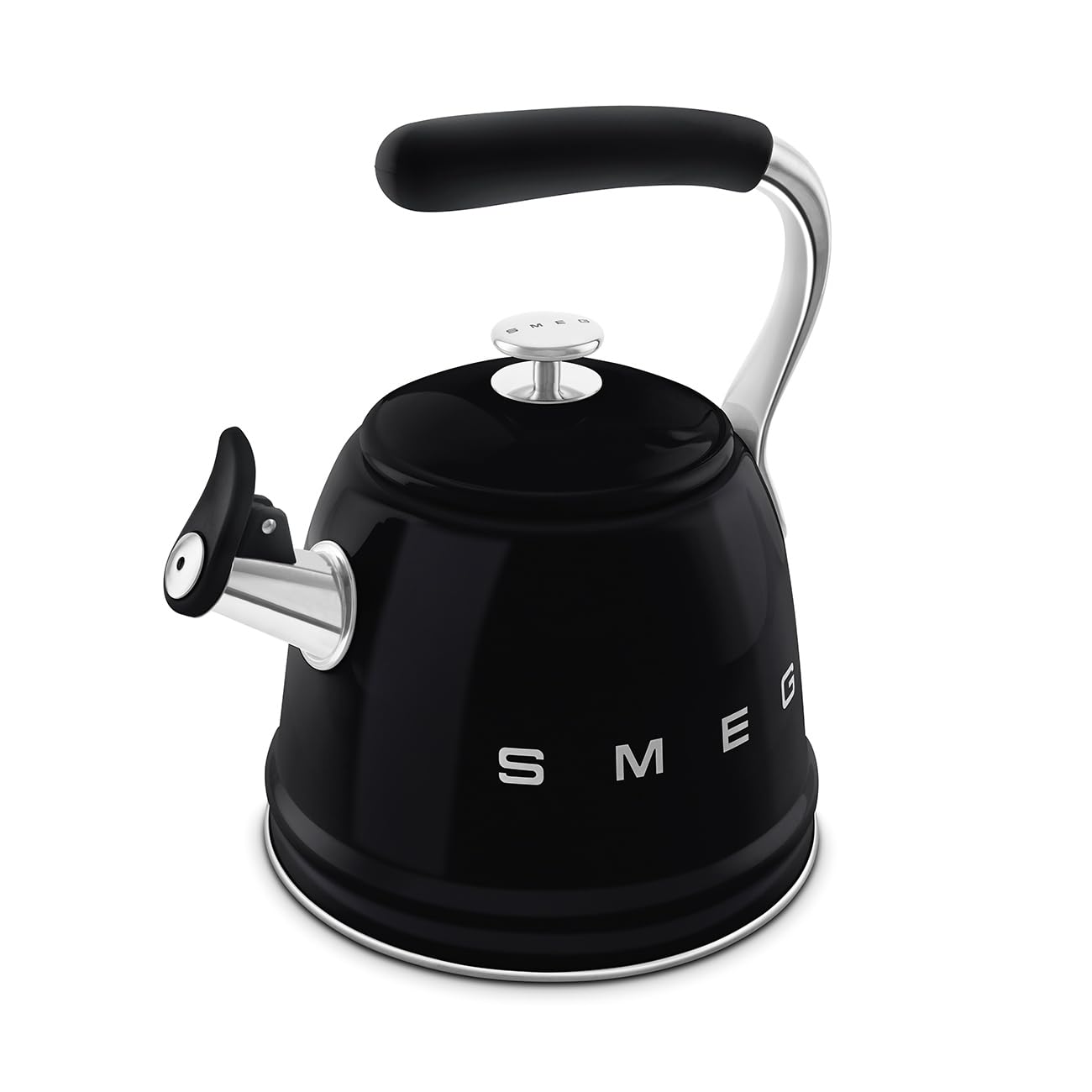 Hervidor Smeg Retro en cocina, compatible con gas, eléctrico y cerámico.