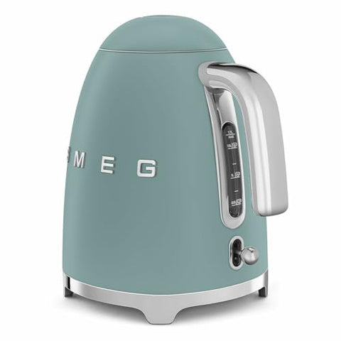 Acero inoxidable pulido de la SMEG Jade, duradera en la encimera.