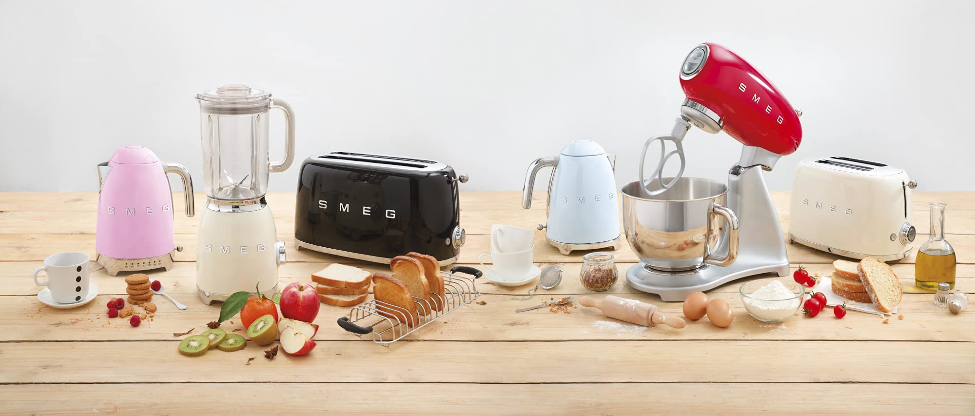 KLF03PBUS SMEG tapa con apertura suave para hervir sin golpes