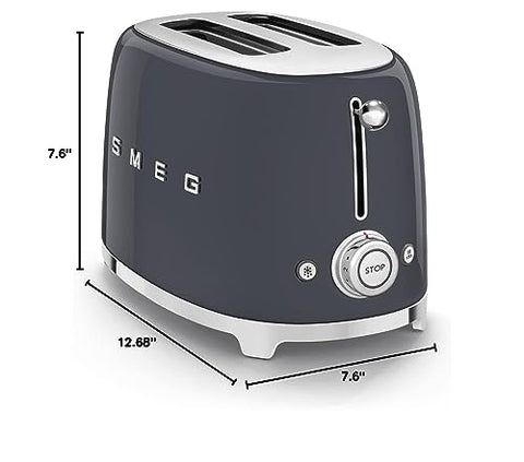 Smeg TSF01GRUS: cable integrado para almacenamiento ordenado.