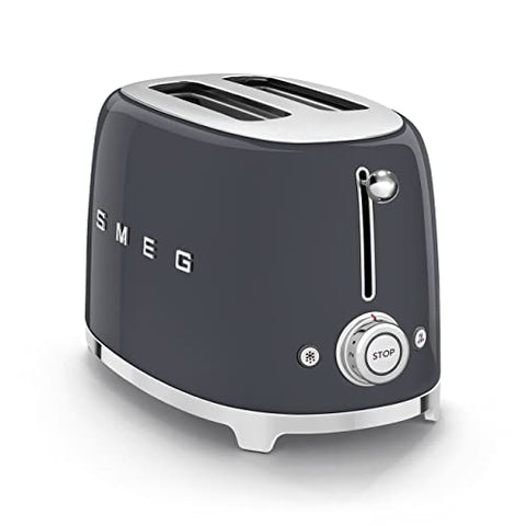 Smeg TSF01GRUS: seis niveles de tostado para dorar a tu gusto.