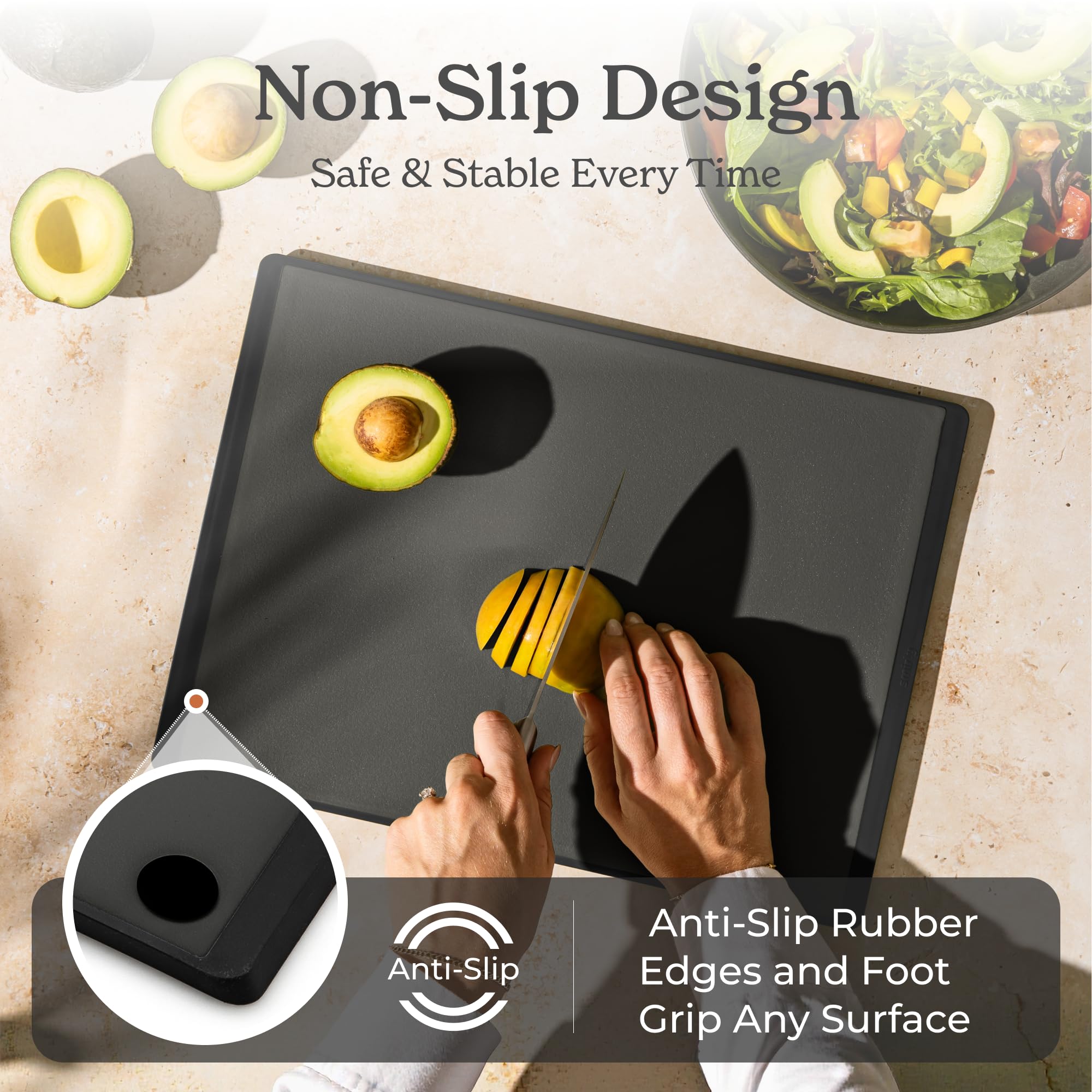 Tablas SMIRLY en gris oscuro que añaden estilo a cocinas modernas.