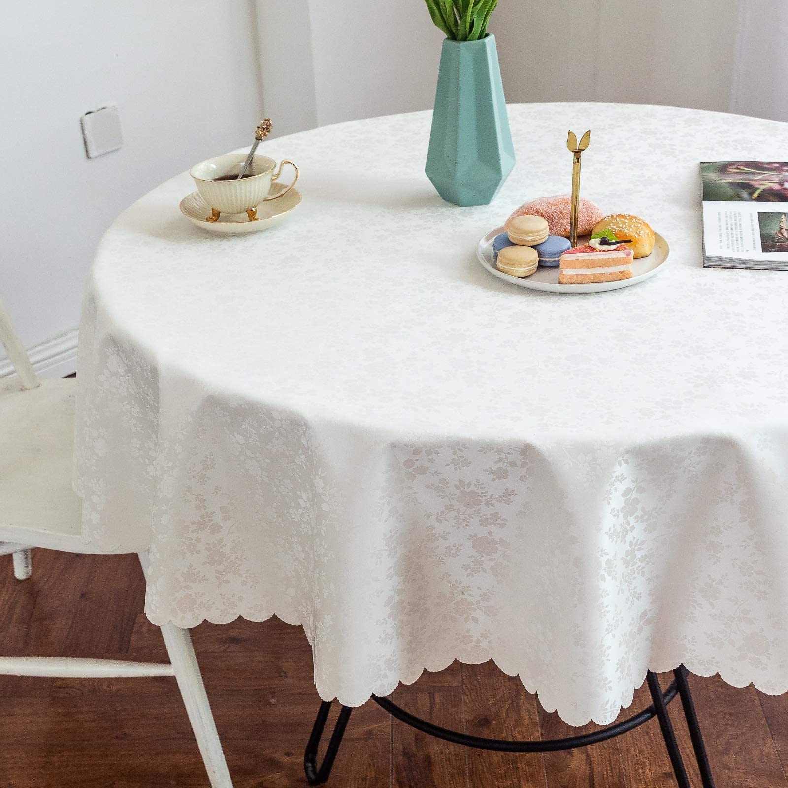 Smiry mantel redondo blanco para mesa de comedor, uso versátil.