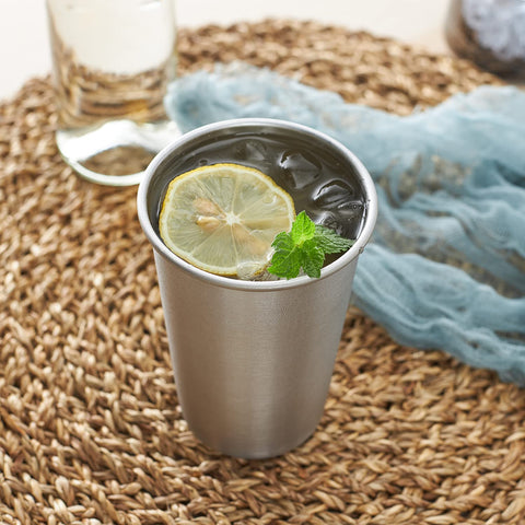 Vaso SMLIXE 473ml para vino, ideal para reuniones al aire libre.