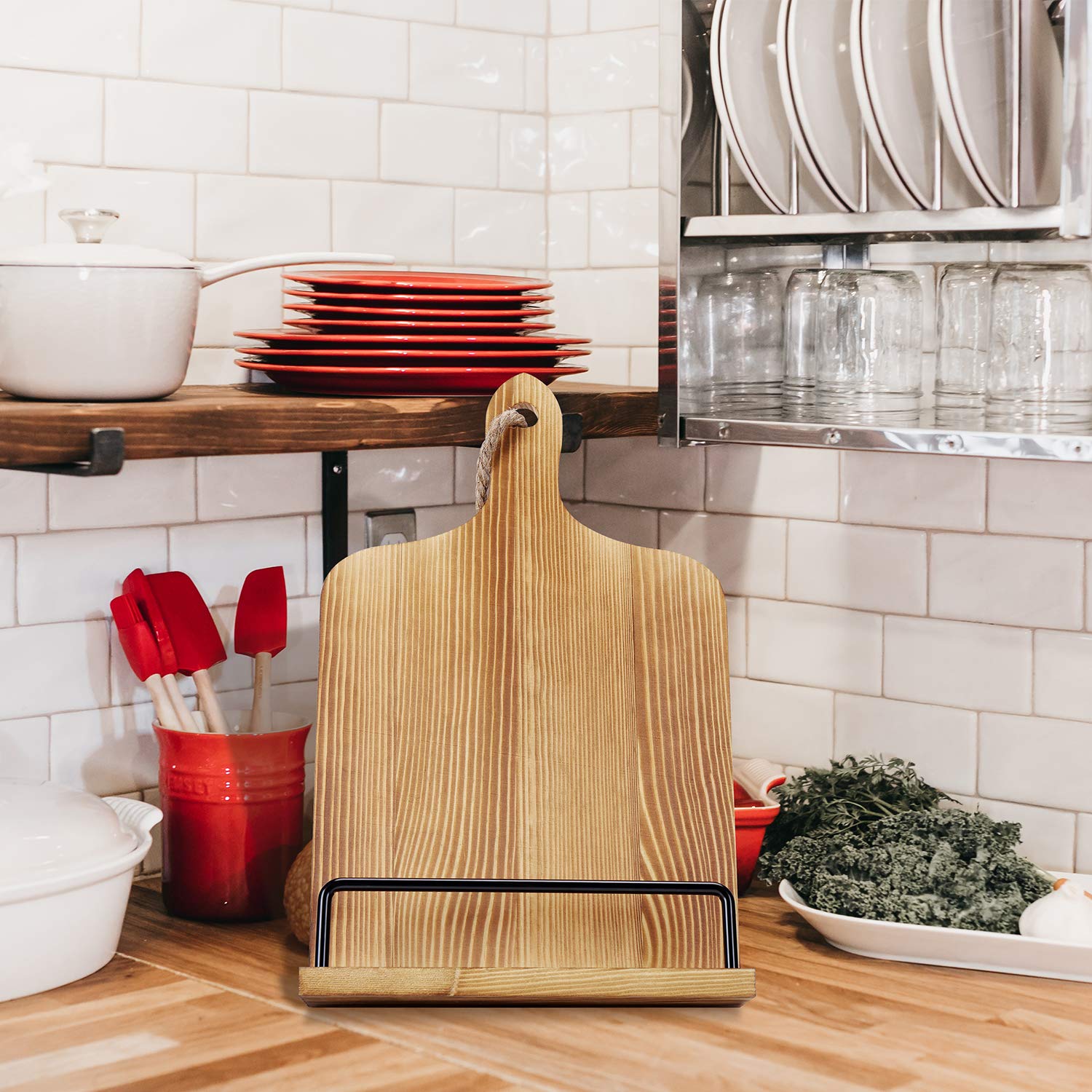 Soligt ajuste inclinado para ver recetas sin esfuerzo.
