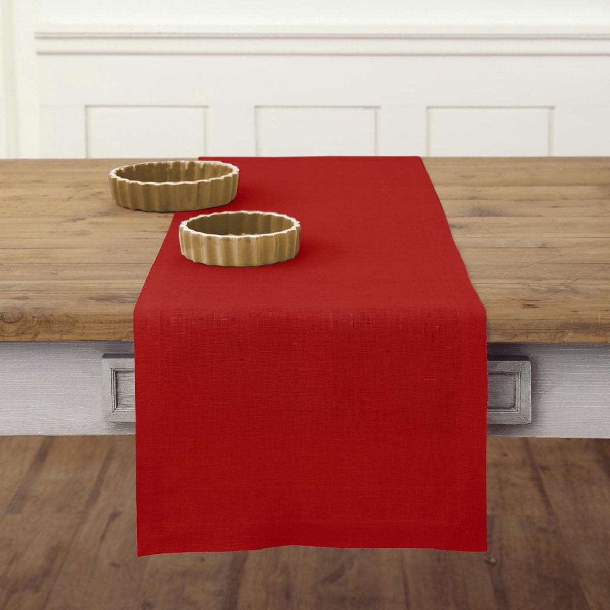 Solino Home mantel de lino rojo de 120 pulgadas para cenas formales.