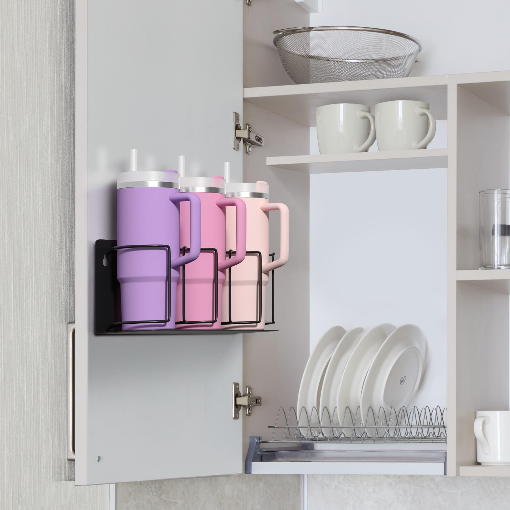 Sorbus organizador de tazas diseño compacto para ahorro de espacio.