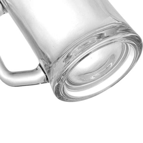 Vaso de vidrio claro SOUJOY con mango ergonómico para fácil agarre.