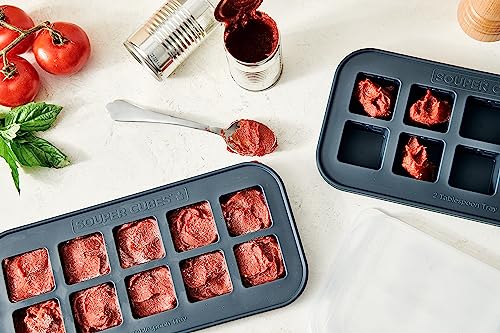 Souper Cubes: silicona-platina-100 resistente y segura para congelar caldos, salsas y purés.