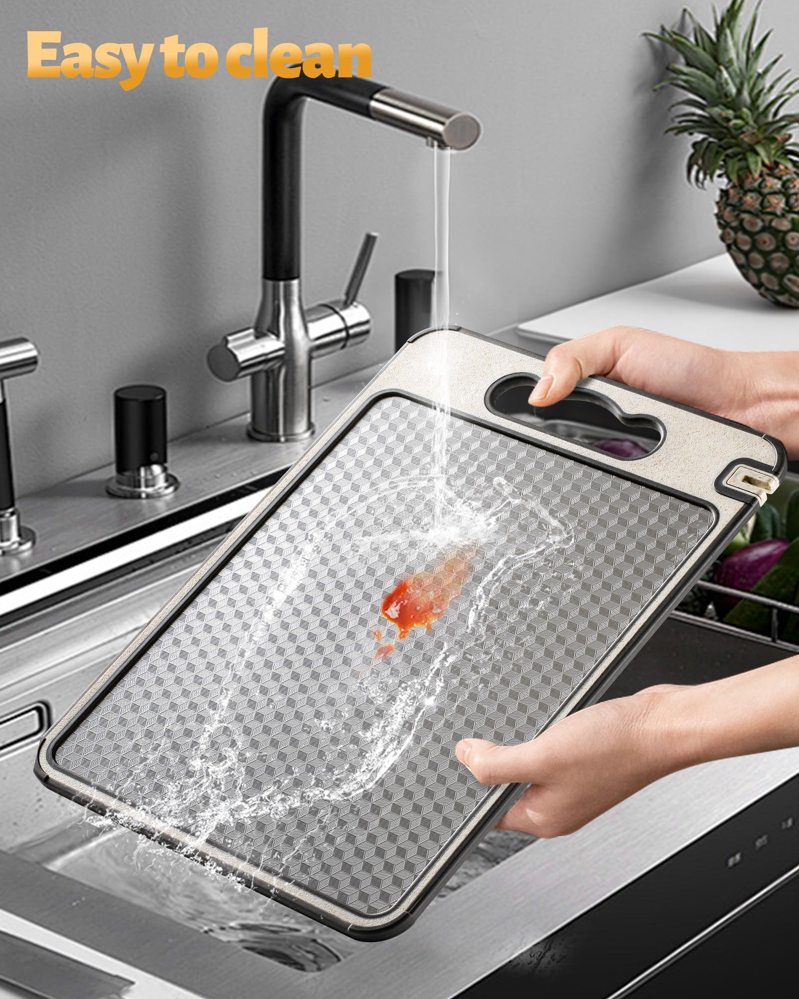 Tabla SOURCEBEAT con borde de silicona antideslizante para estabilidad.