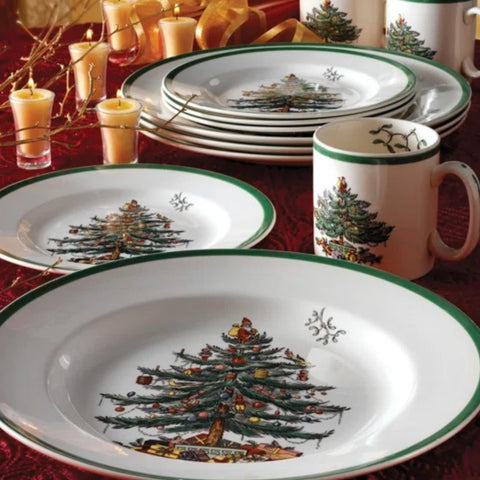 Spode Árbol de Navidad diseño de patrón navideño en vajilla festiva.