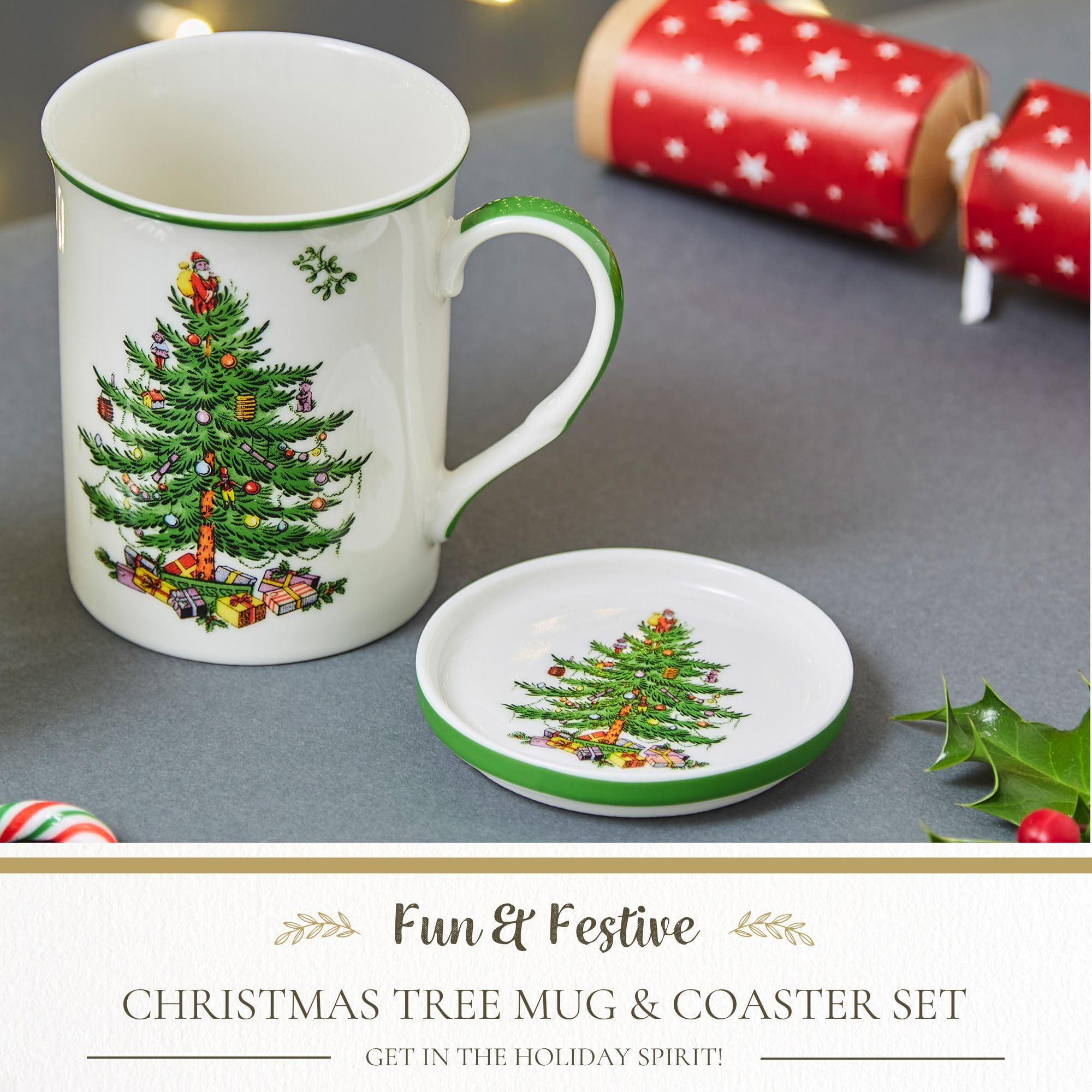 Conjunto 2 en 1 Spode Christmas Tree combina taza y posavasos.