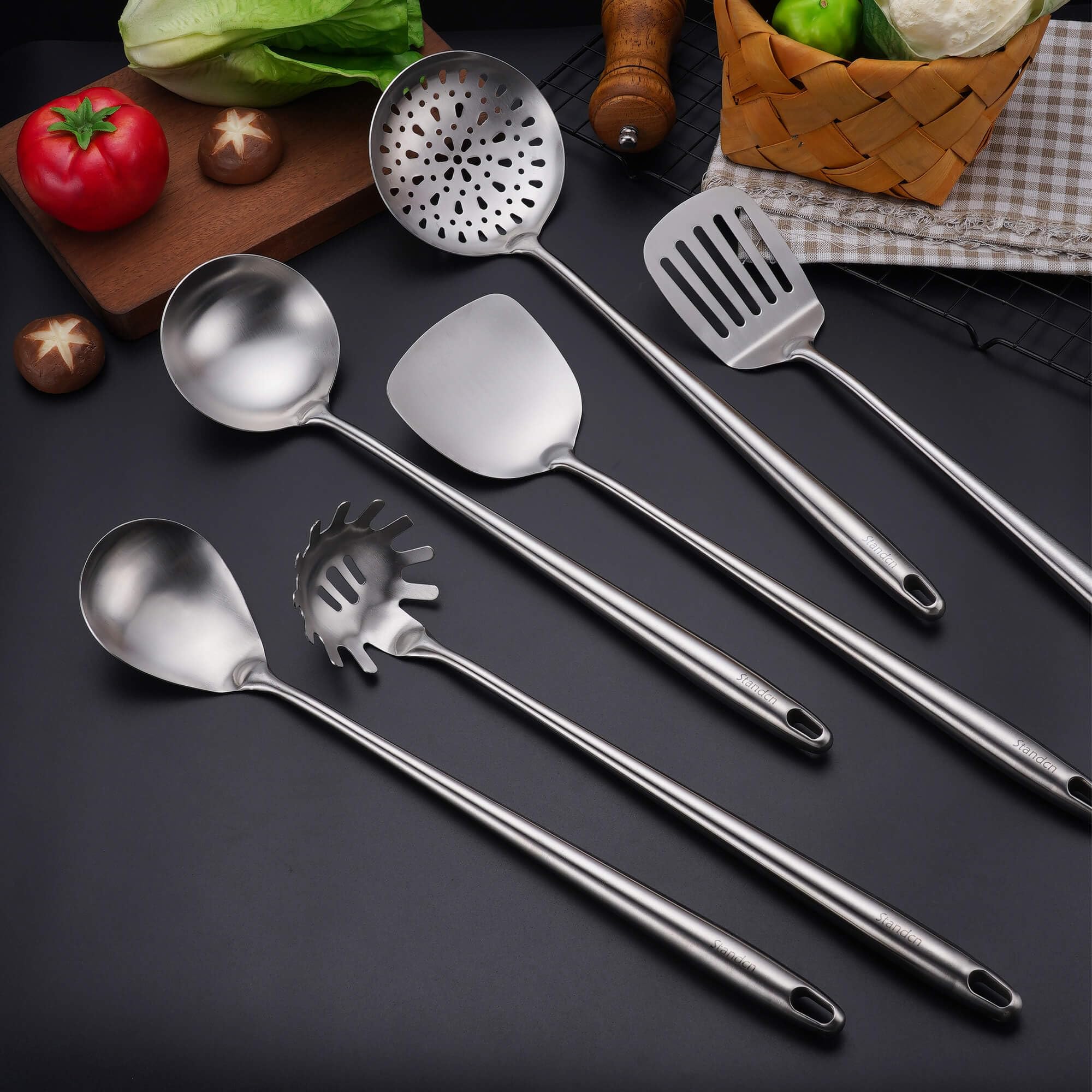 Standcn herramientas de wok con gancho grande para colgar y organizar.