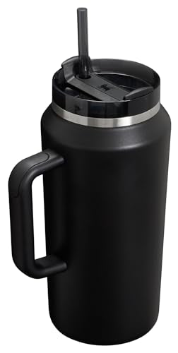 STANLEY Quencher H2.0 FlowState tapa tres posiciones, cerca de la apertura para sorbos.