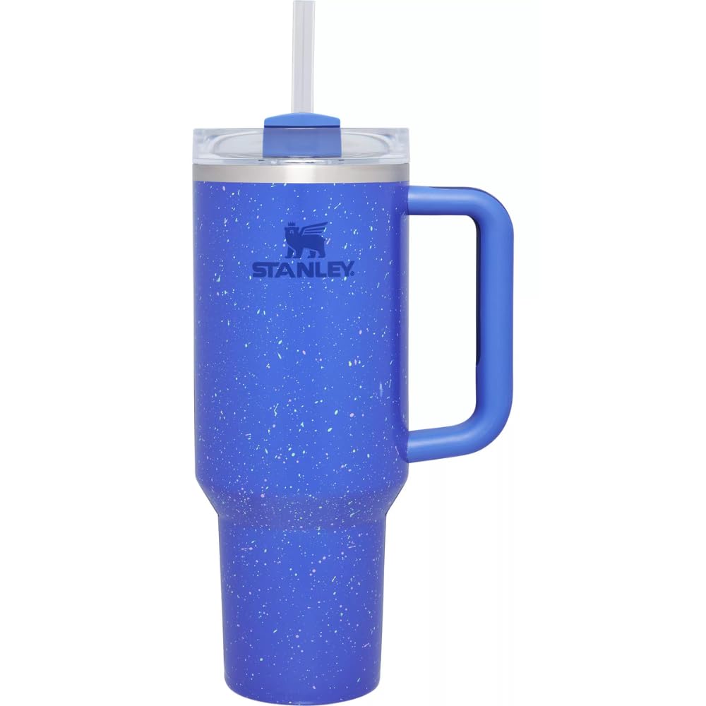 Stanley Quencher H2.0 con tapa FlowState giratoria para tres modos y menos salpicaduras.