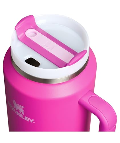 Manija ergonómica del Quencher H2.0 para llevar con comodidad durante entrenos o viajes.
