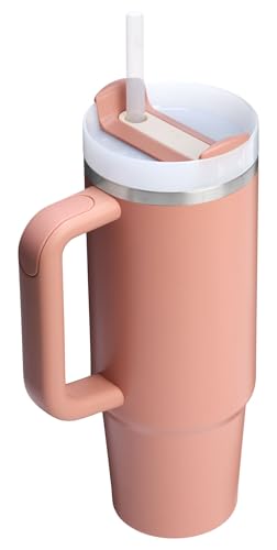 Aislamiento doble de STANLEY Quencher H2.0 mantiene la bebida fría por horas.