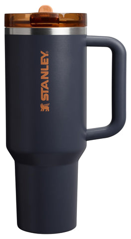 STANLEY Quencher ProTour con tapa y pajilla integrada para beber sin goteos.