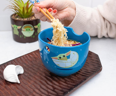 Star Wars vajilla japonesa para ramen, con diseño temático de Grogu