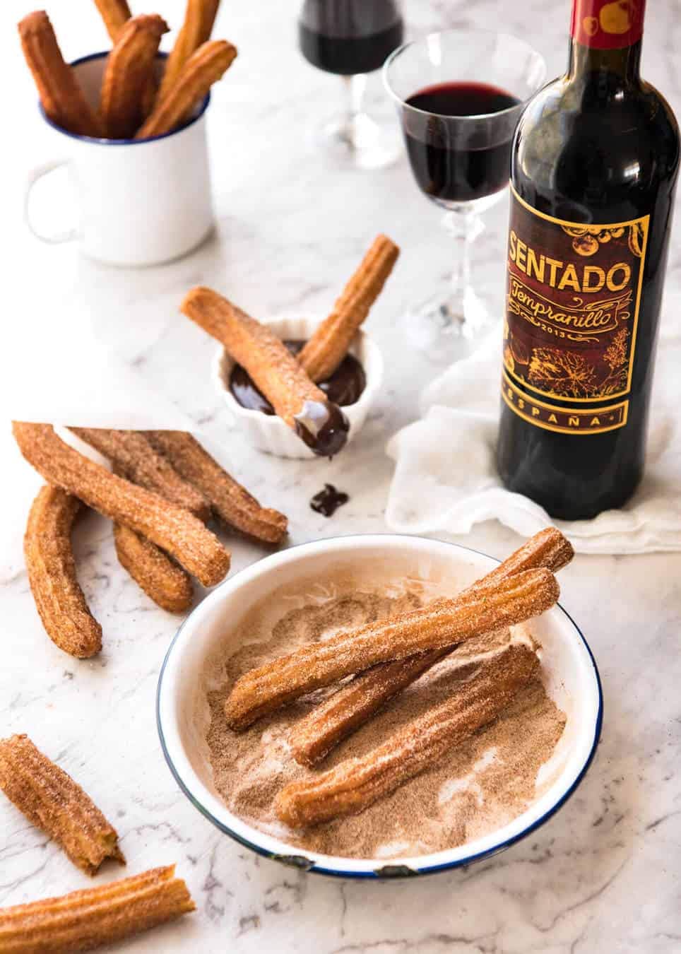 Con StarBlue Churrera, rellena, presiona y obtén churros del tamaño estándar.