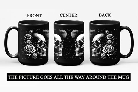 La STARTER FLUID taza cráneo muestra el detalle de lunas y estrellas para un ambiente gótico.