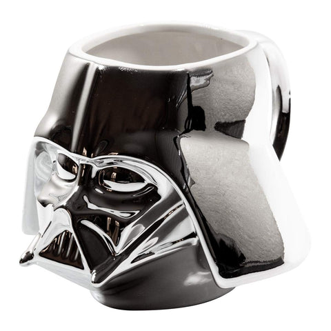 Star Wars Darth Vader taza acabado cromado, reflejos brillantes.