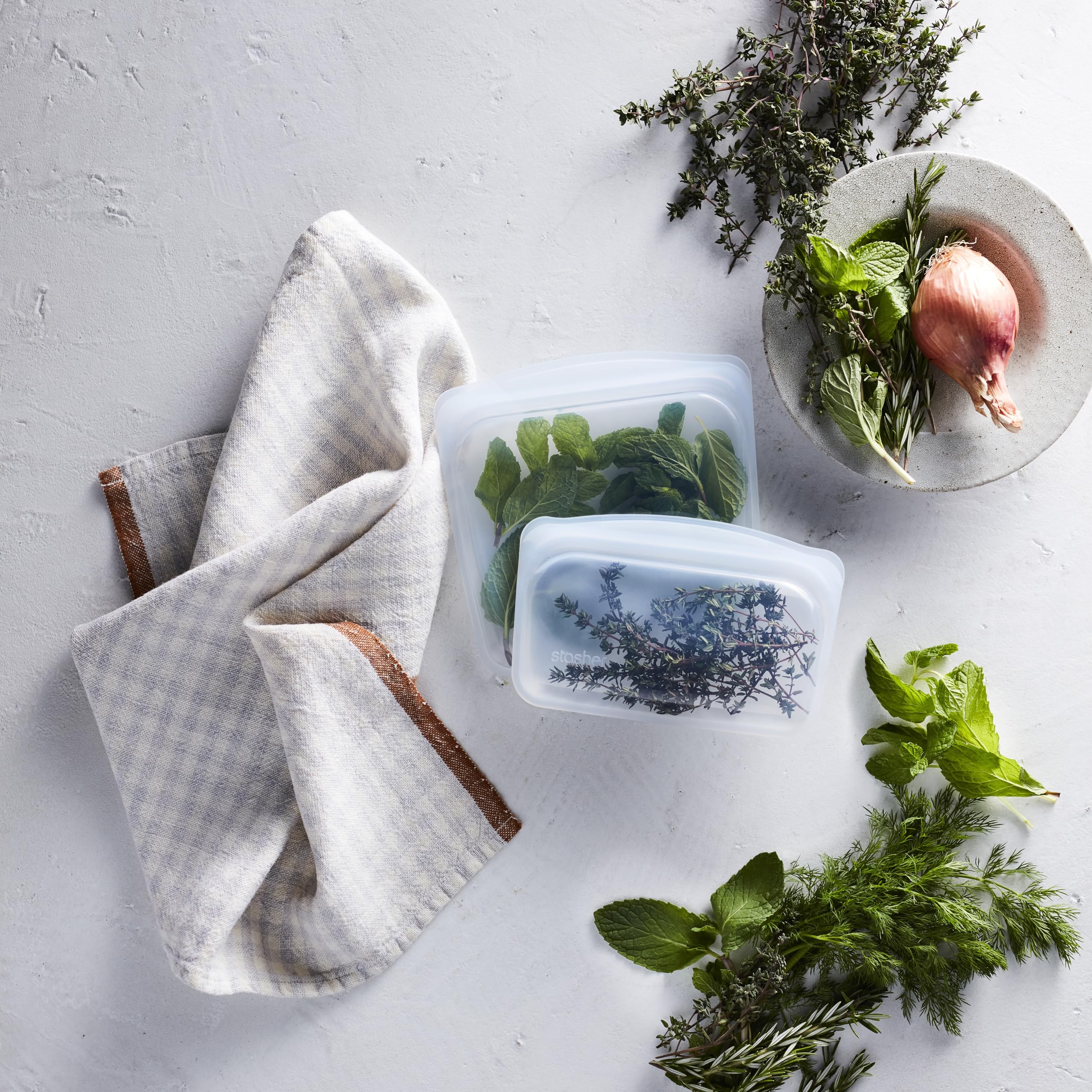 Stasher Premium bolsa de silicona libre de BPA, ideal para snacks.