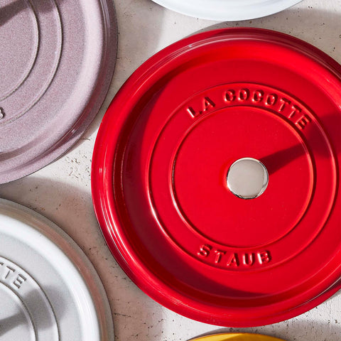 STAUB apto para lavavajillas, aunque se recomienda lavar a mano.