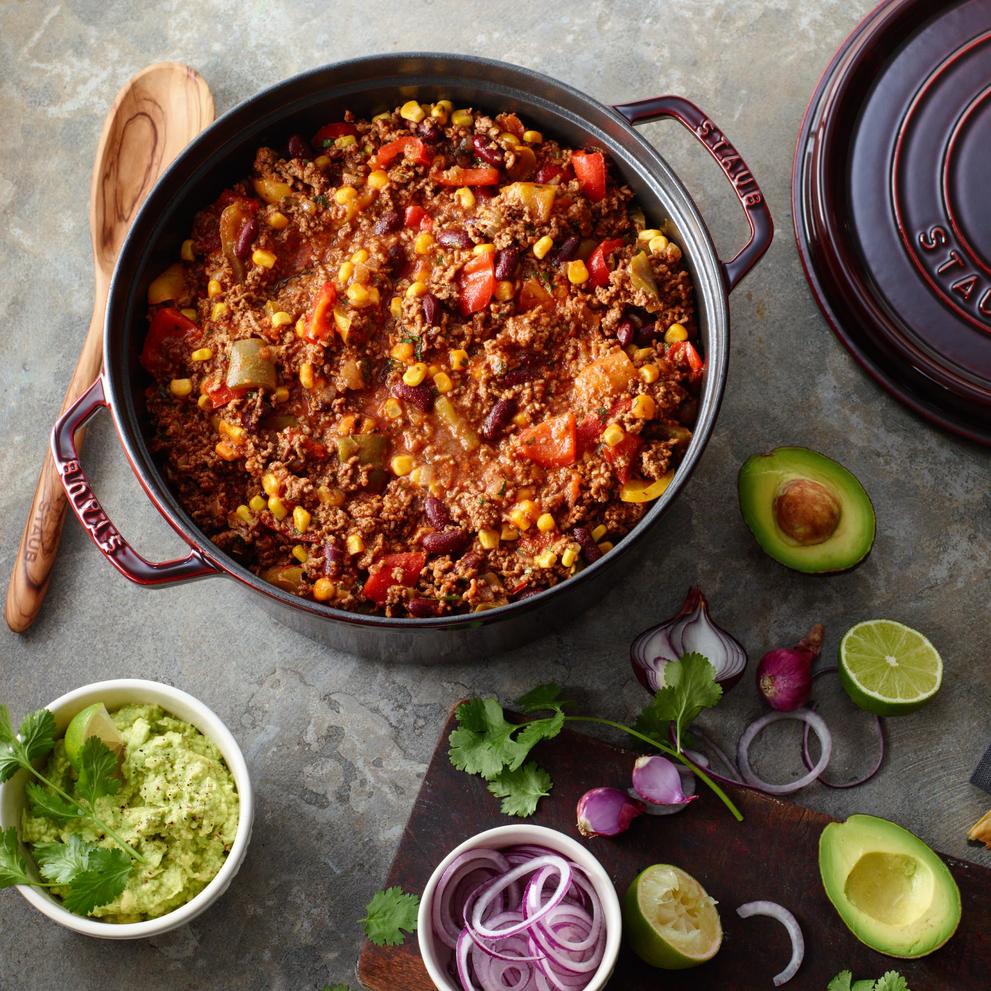 Staub cocotte 7qt grenadina tapa: detalle de la perilla de acero niquelado