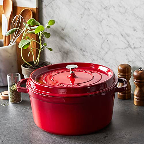 Pieza de calidad Staub cereza, adecuada para heredar.