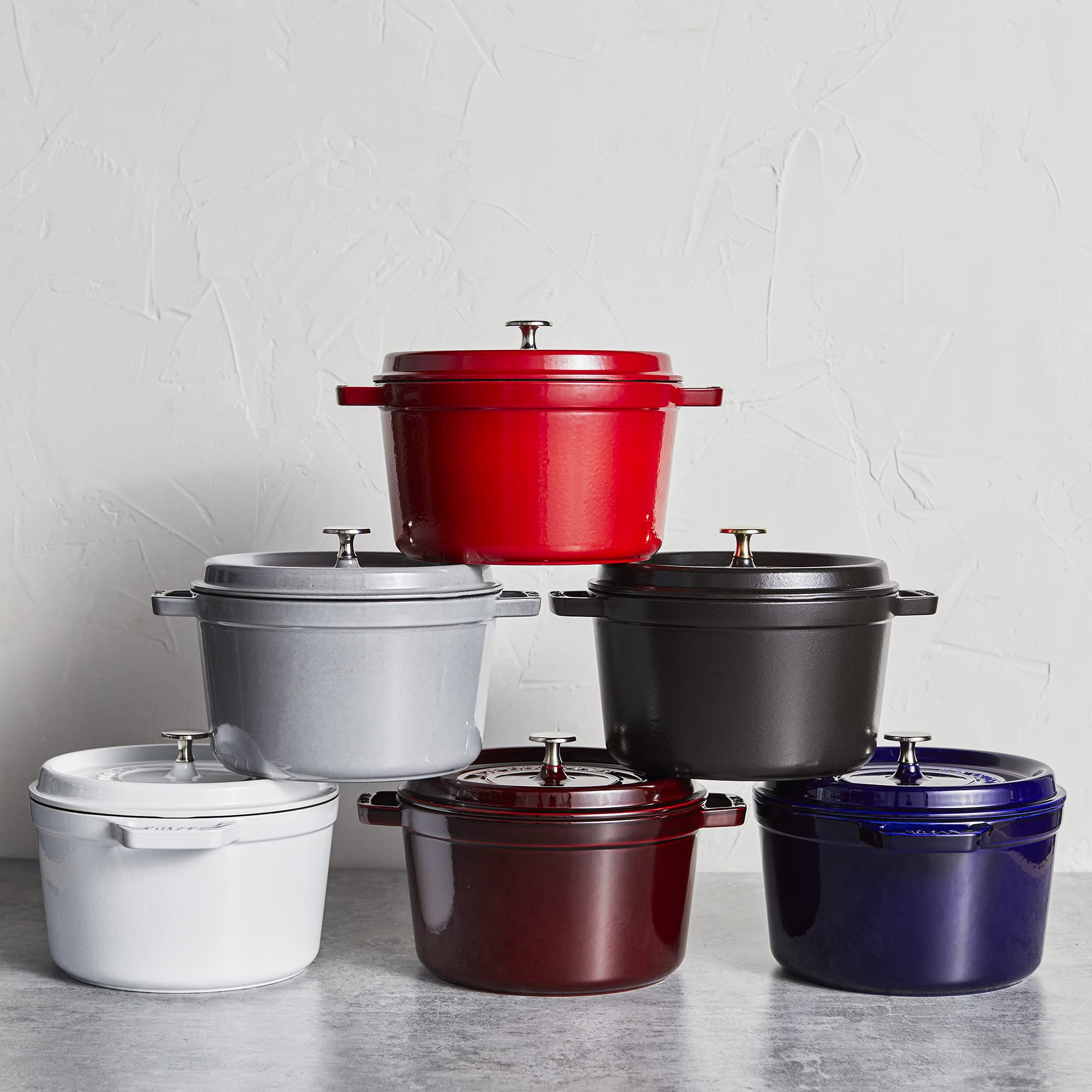 Staub Cocotte Alta 5 qt, transfiere de horno a mesa para servir