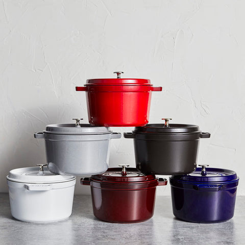 Staub Cocotte Alta 5 qt, transfiere de horno a mesa para servir