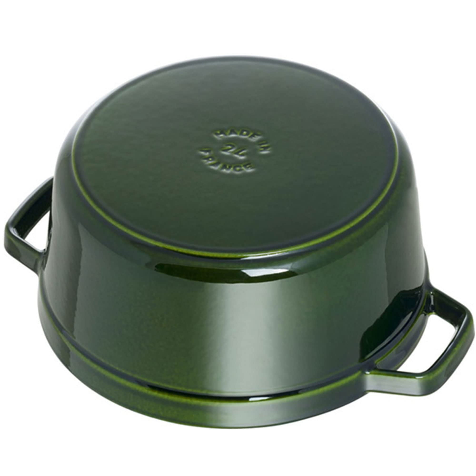 Base lisa apta para induccion en Staub Basil