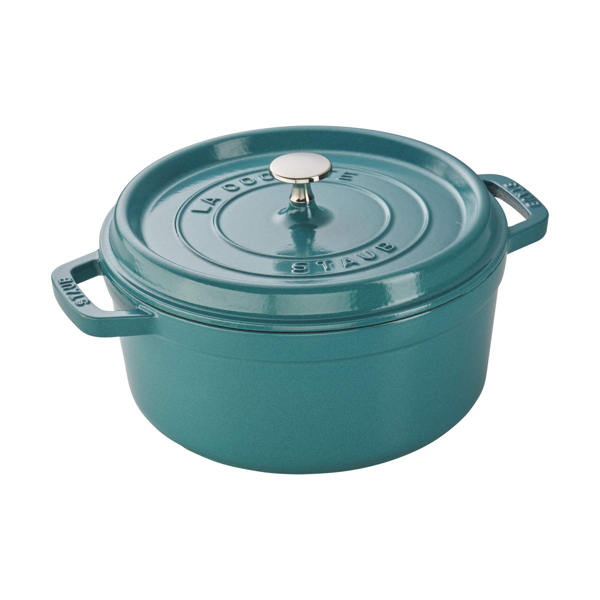STAUB cocotte redonda turquesa de 4qt lista para guisos sabrosos.