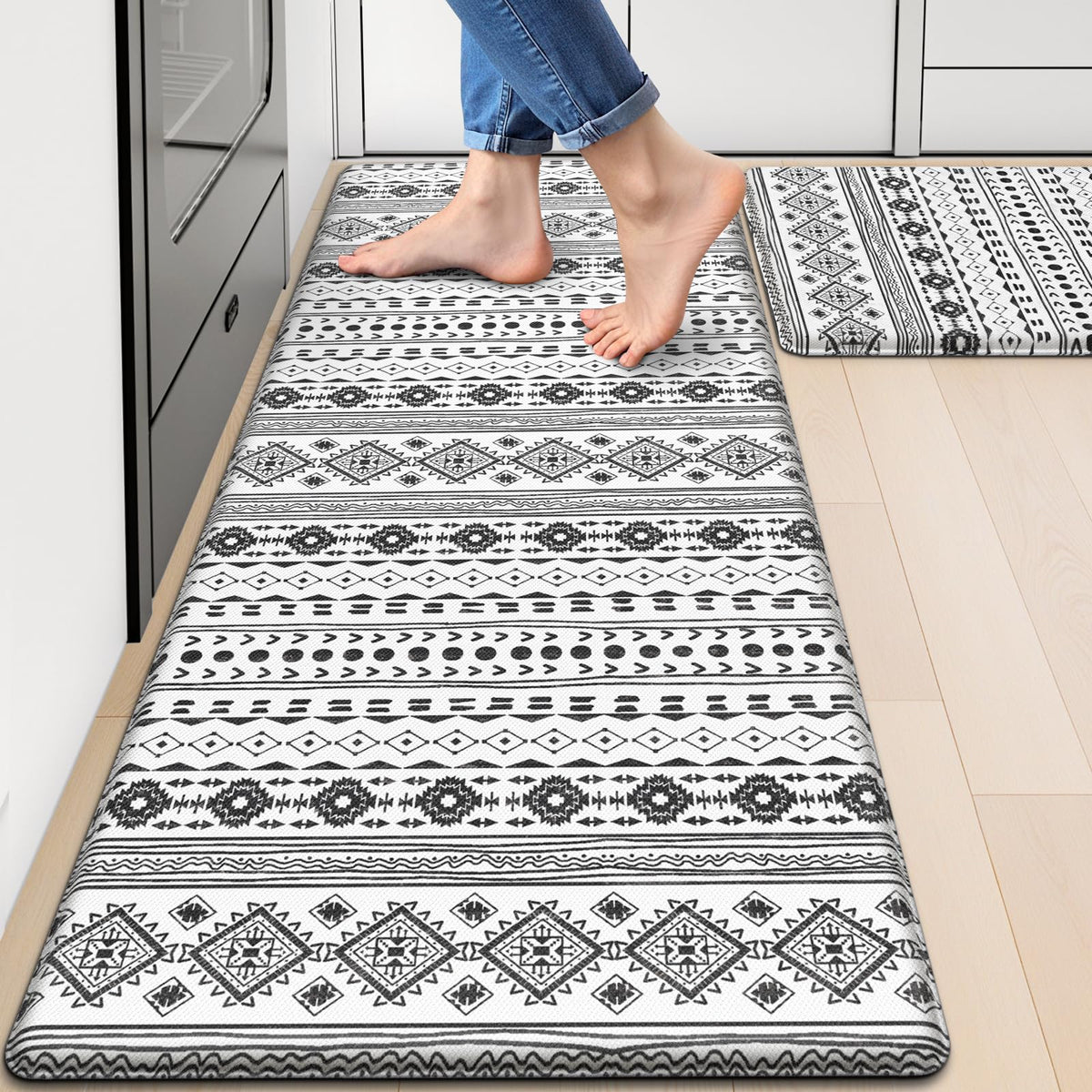 StepRite alfombra de cocina blanco negro, diseño a rayas, cómoda para estar de pie.