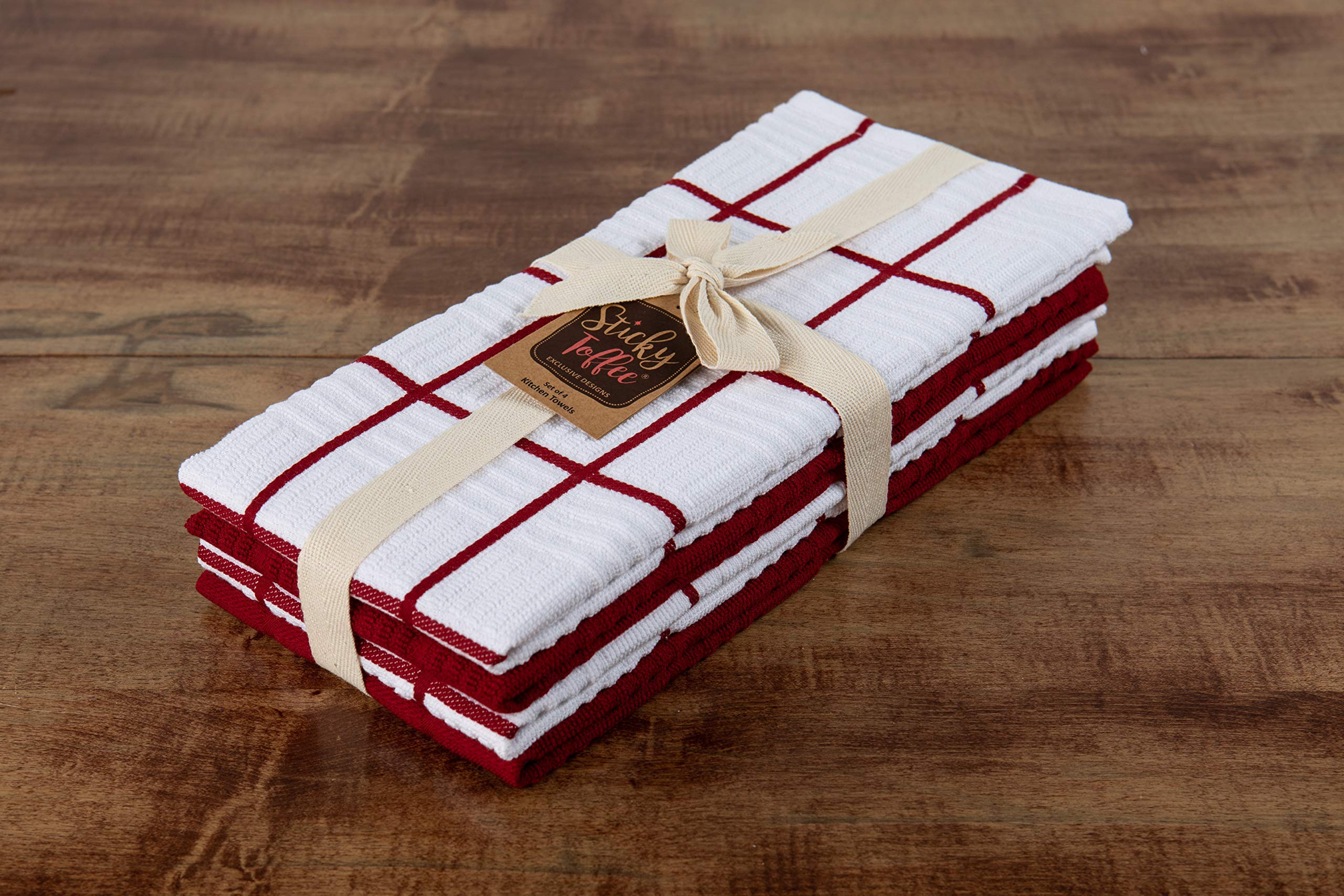 Sticky Toffee: borde y diseño a cuadros en rojo y blanco.
