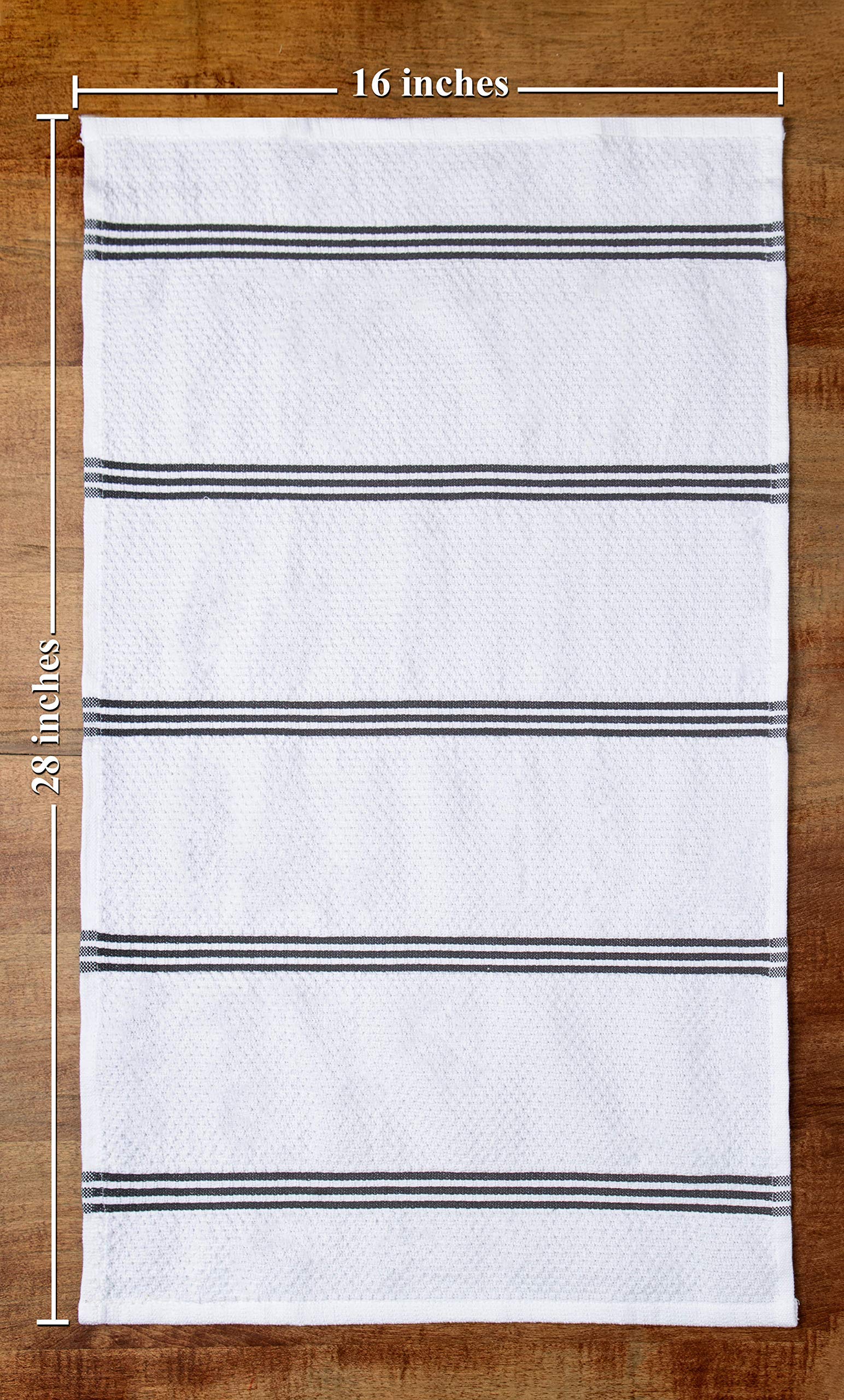 Sticky Toffee: juego de cuatro toallas en gris y blanco para decorar la cocina.